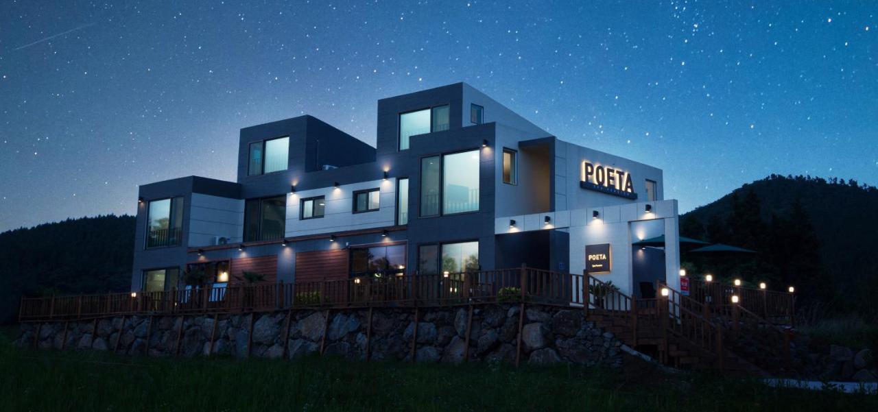 Poeta Pension Szogüpho Kültér fotó